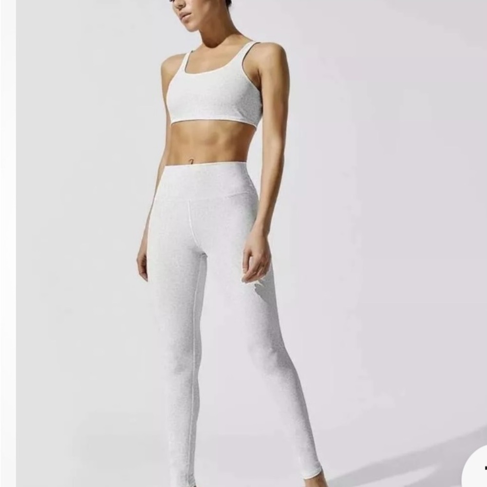ALO Yoga women’s set Leggings and the top leopard print